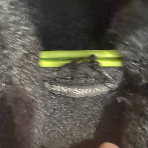 Woman’s pullover/cape - Picture 2 of 2